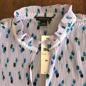 NWT Ann Taylor long sleeve blouse w/ bell sleeves